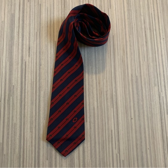 Vintage Authentic Gucci Silk Tie in Deep Red & Navy diagonal stripes EUC - Picture 3 of 6